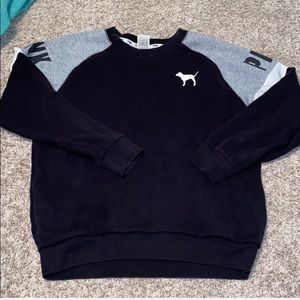 VS pink pull over 🖤